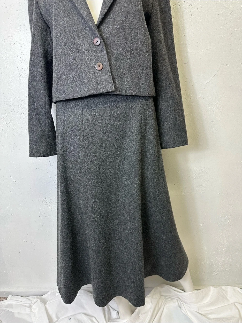 Vintage College Town Gray Midi Skirt & Jacket Set Size 11/12 Stunner !